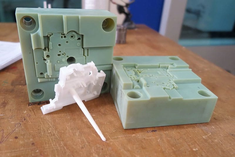 low-volume-injection-molding--
